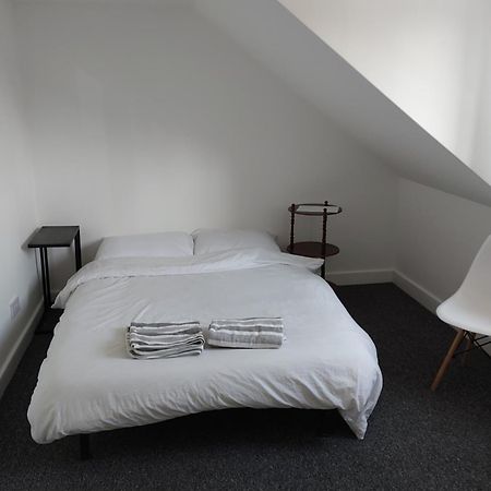 Joyful Room Rainham  Esterno foto