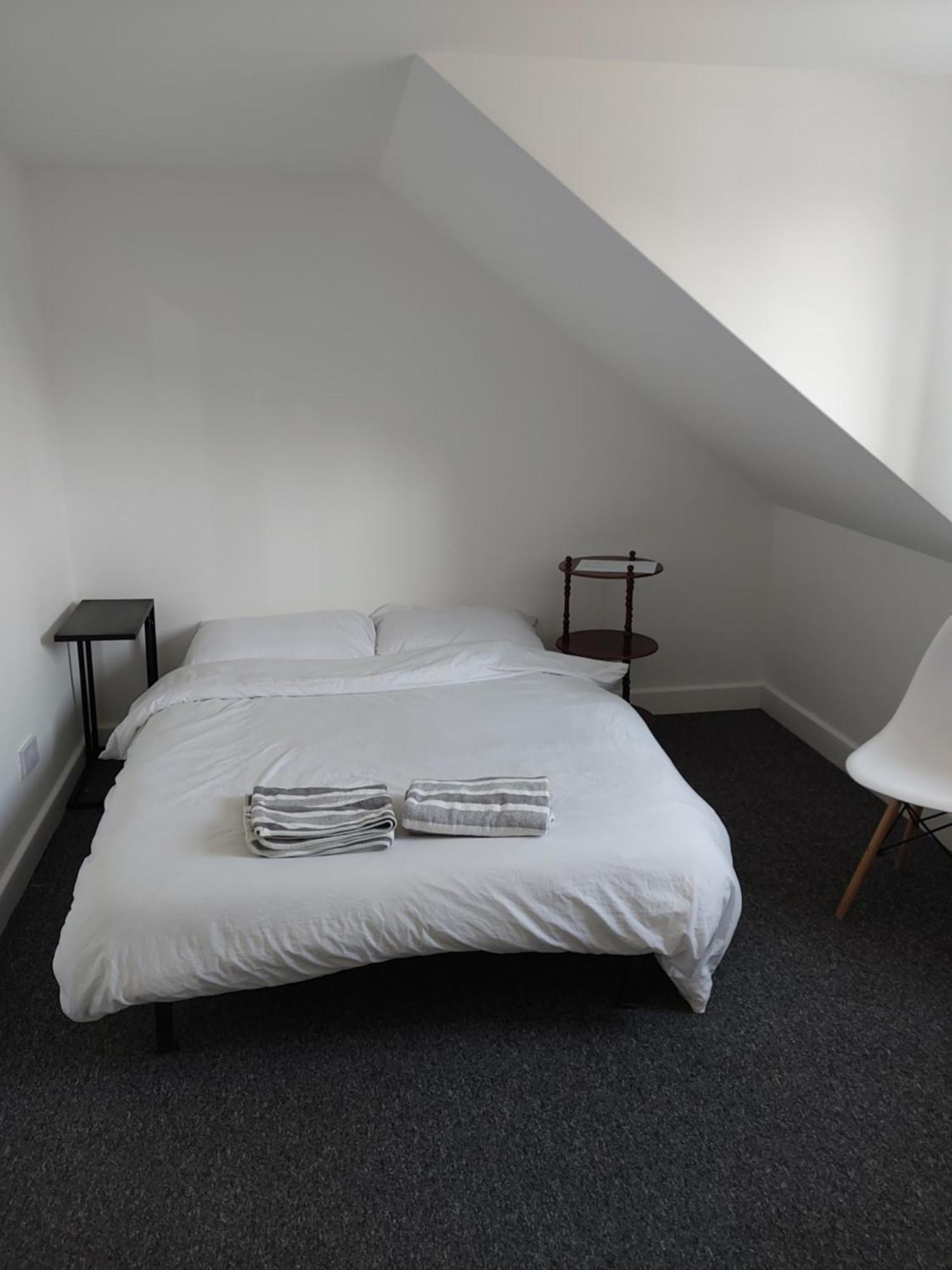 Joyful Room Rainham  Esterno foto