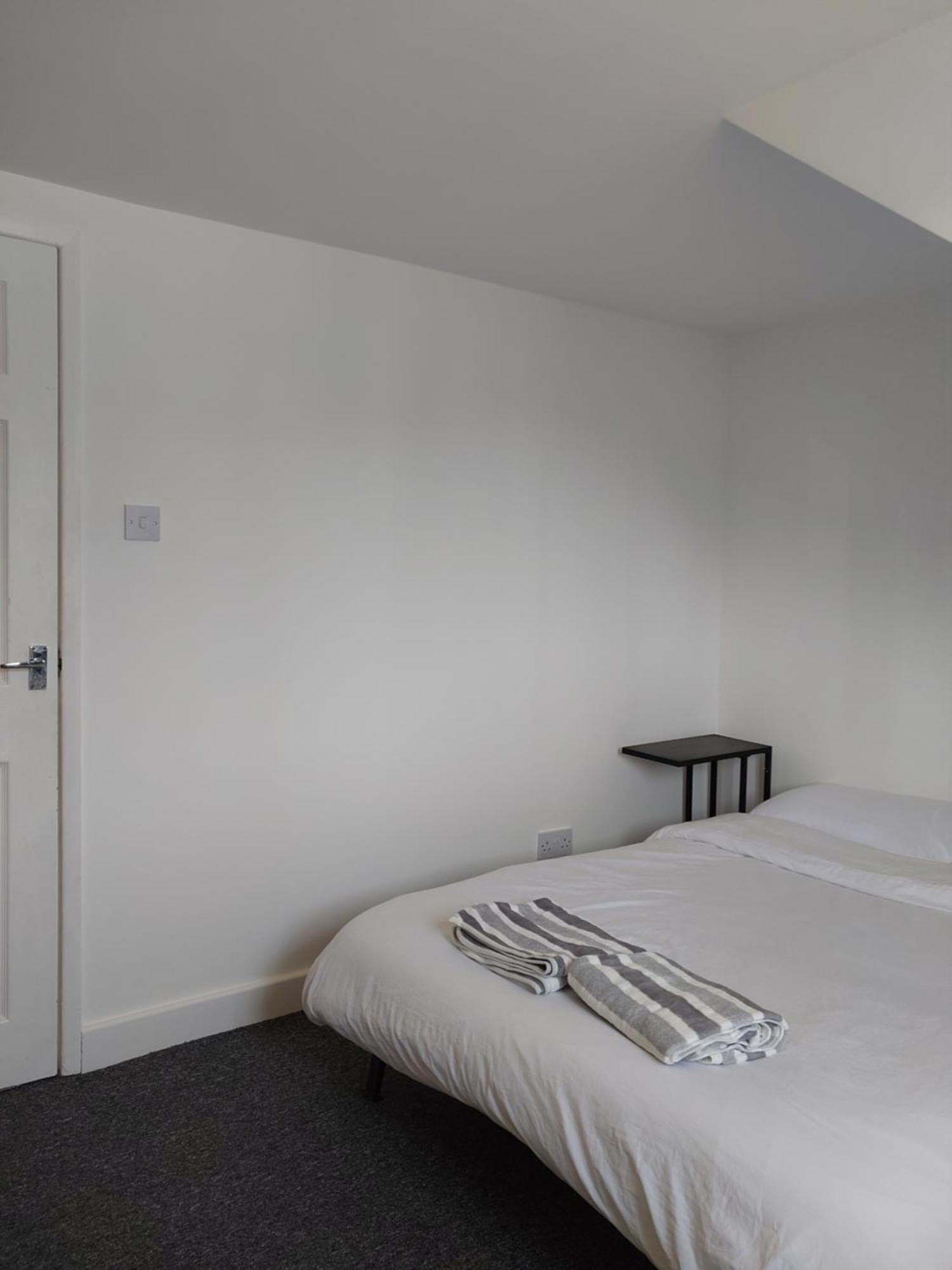 Joyful Room Rainham  Esterno foto